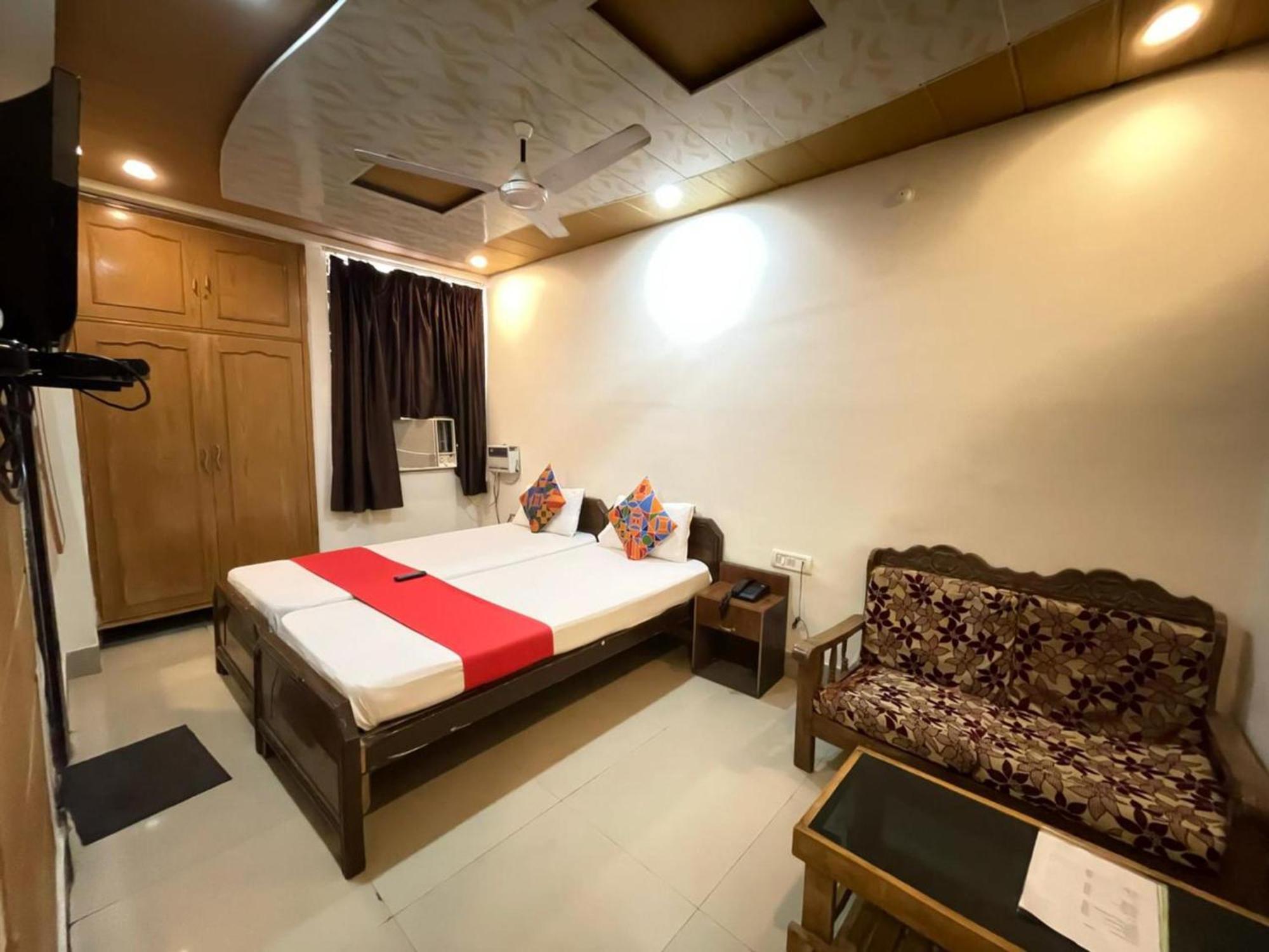 Grg R P International Patna Hotel Patna  Ngoại thất bức ảnh