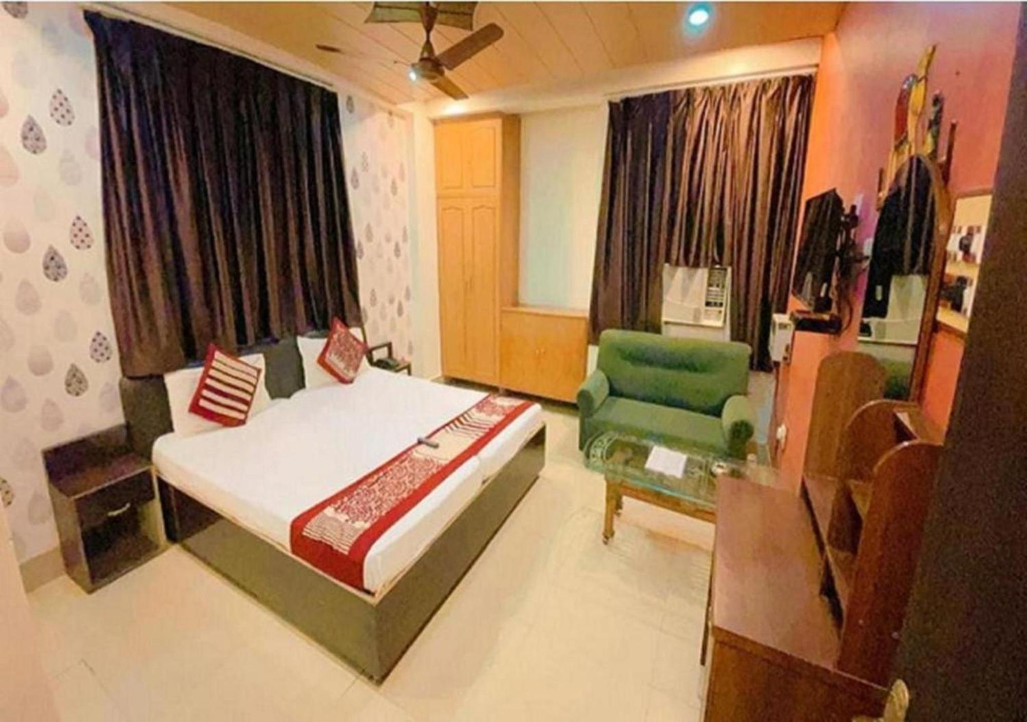 Grg R P International Patna Hotel Patna  Ngoại thất bức ảnh