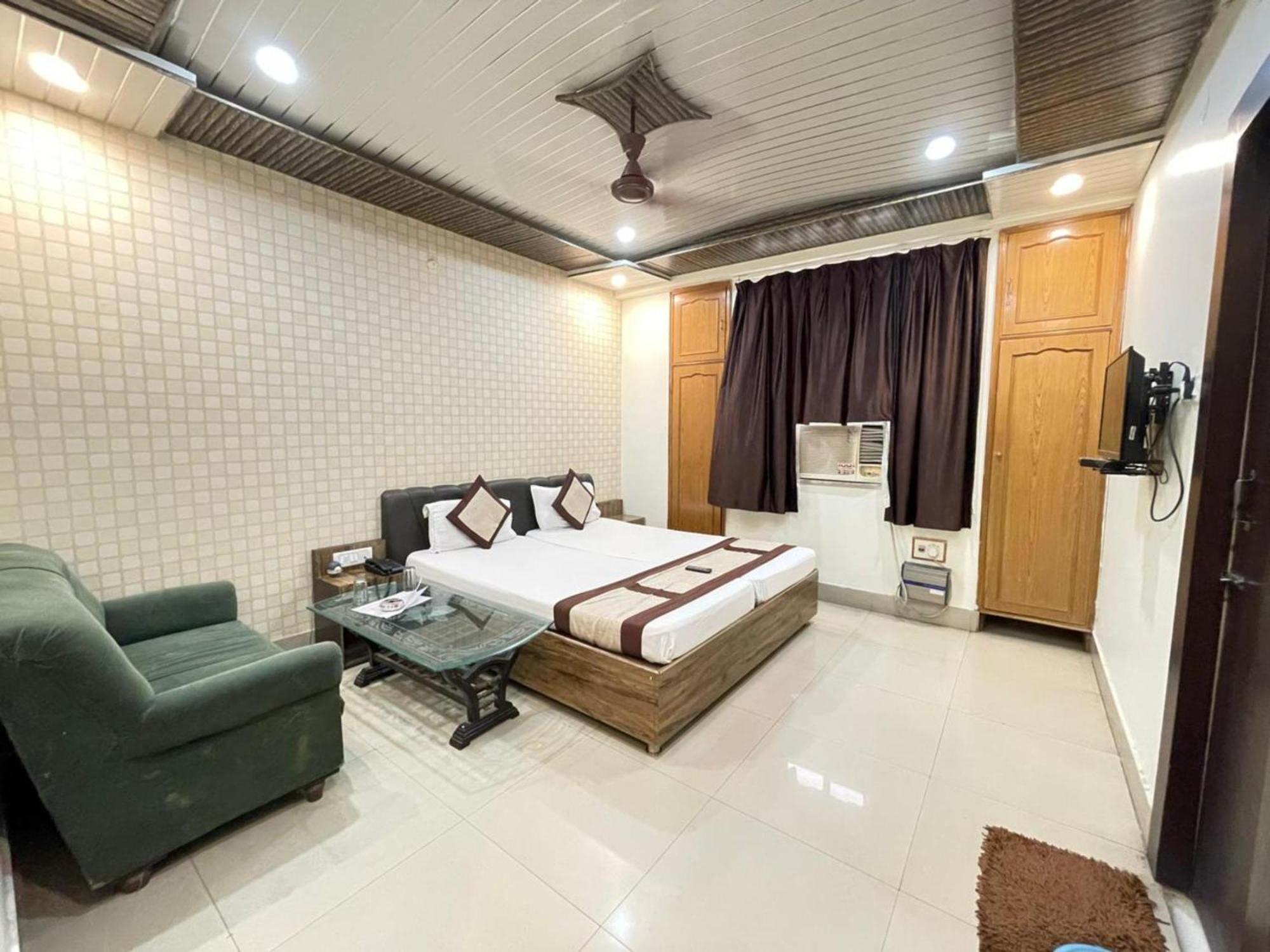 Grg R P International Patna Hotel Patna  Ngoại thất bức ảnh
